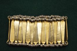 Decorative bracelet.