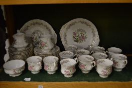 A Royal Standard Mandarin twelve place tea service.