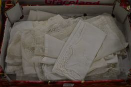 A small group of lace and linen.