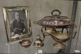 Various plated items.