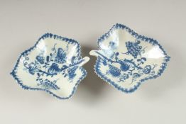 TWO SMALL LOWESTOFT BLUE AND WHITE PICKLE DISHES with fruiting vines. Circa. 1770. 8cms.