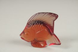 A SMALL LALIQUE FISH.