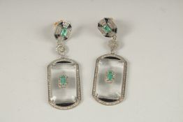 A PAIR OF DECO DIAMOND AND EMERALD CRYSTAL EARRINGS.