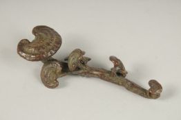 A BRONZE RUI SCEPTRE. 9cms high.