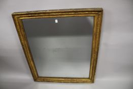 A LARGE PERIOD GILT FRAME MIRROR. Mirrored panel 100cm x 80cm.