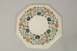 A 19TH-20TH CENTURY INDIAN AGRA INLAID PIETRA DURA MARBLE TABLE TOP, inlaid with mother of pearl,