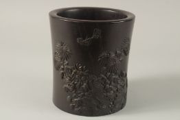 A FINE AND LARGE 18TH-19TH CENTURY HARDWOOD BITONG BRUSH POT, with finely carved relief floral