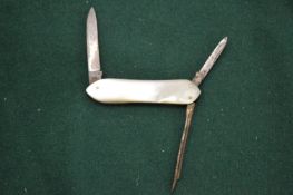 Mother of pearl penknife.