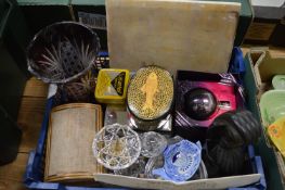 Miscellaneous collectables.