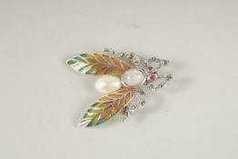 A SILVER PLIQUE ENAMEL PEARL AND MOONSTONE RUBY FLY.