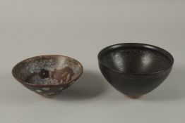 TWO CHINESE GLAZED POTTERY BOWLS, largest 12.5cm diameter, (2).