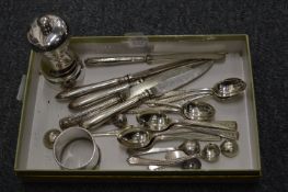 A mixed lot of silver to include a peppermill.
