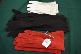 Ladies gloves.