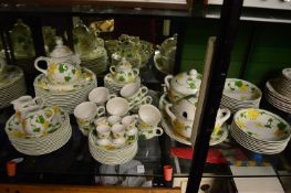 Large quantity of Villeroy & Boch Geranium pattern dinner ware.