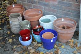 A quantity of garden pots.