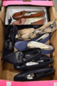 Five pairs of ladies shoes, size 6.