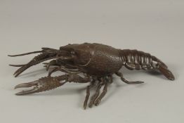 A JADE BRONZE ARTICULATED LOBSTER. 10cms high.
