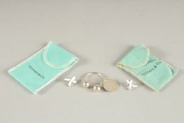 TIFFANY, a pair of earrings and a keyring, boxed.
