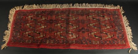 A LATE 19TH CENTURY TEKKE RUG.