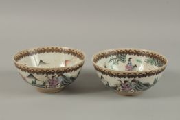 A PAIR OF CHINESE PORCELAIN BOWLS, painted with figures on horseback, 15cm diameter.