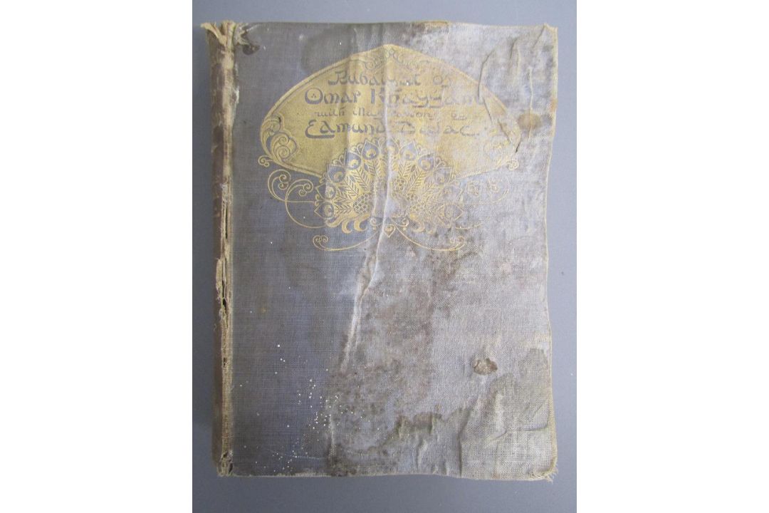 Rubaiyat of Omar Khayyam rendered into English verse by Edward FItzgerald with illustrations by - Image 5 of 12