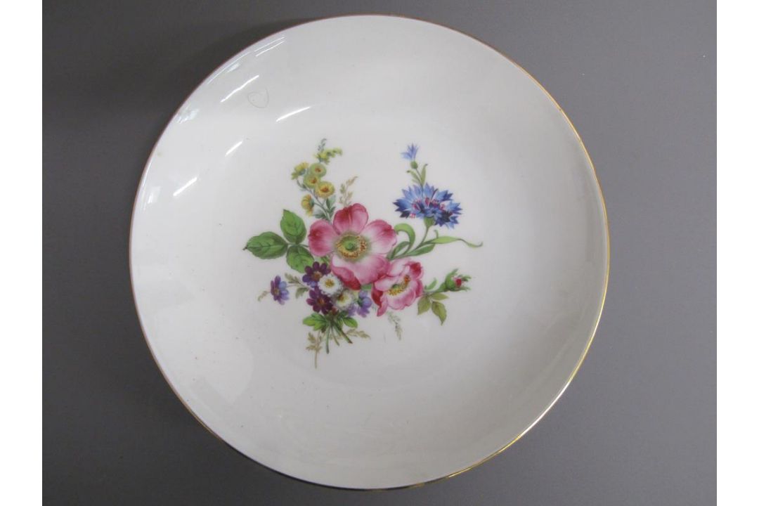Collection of plates includes Pintado, Maling 'May Bloom', Convento Spain, Danbury Mint, St Andrews, - Image 6 of 10