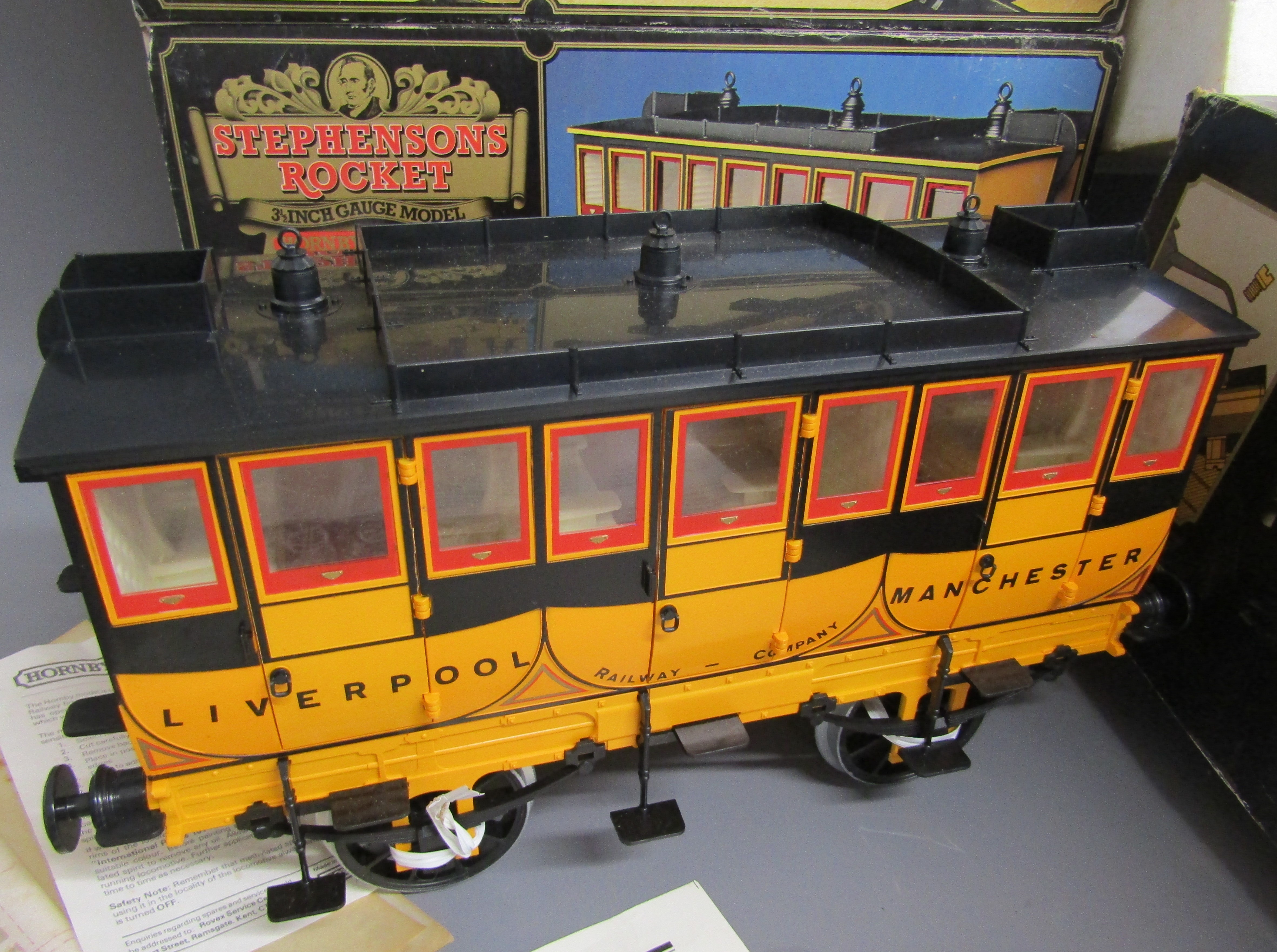 Hornby Railways Stephenson's Rocket real steam train set 3.5 gauge model (missing some track) - Image 3 of 7
