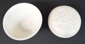Blanc de chine tea bowl & blanc de chine box and lid, salvaged from the Vung Tau Cargo, each bearing
