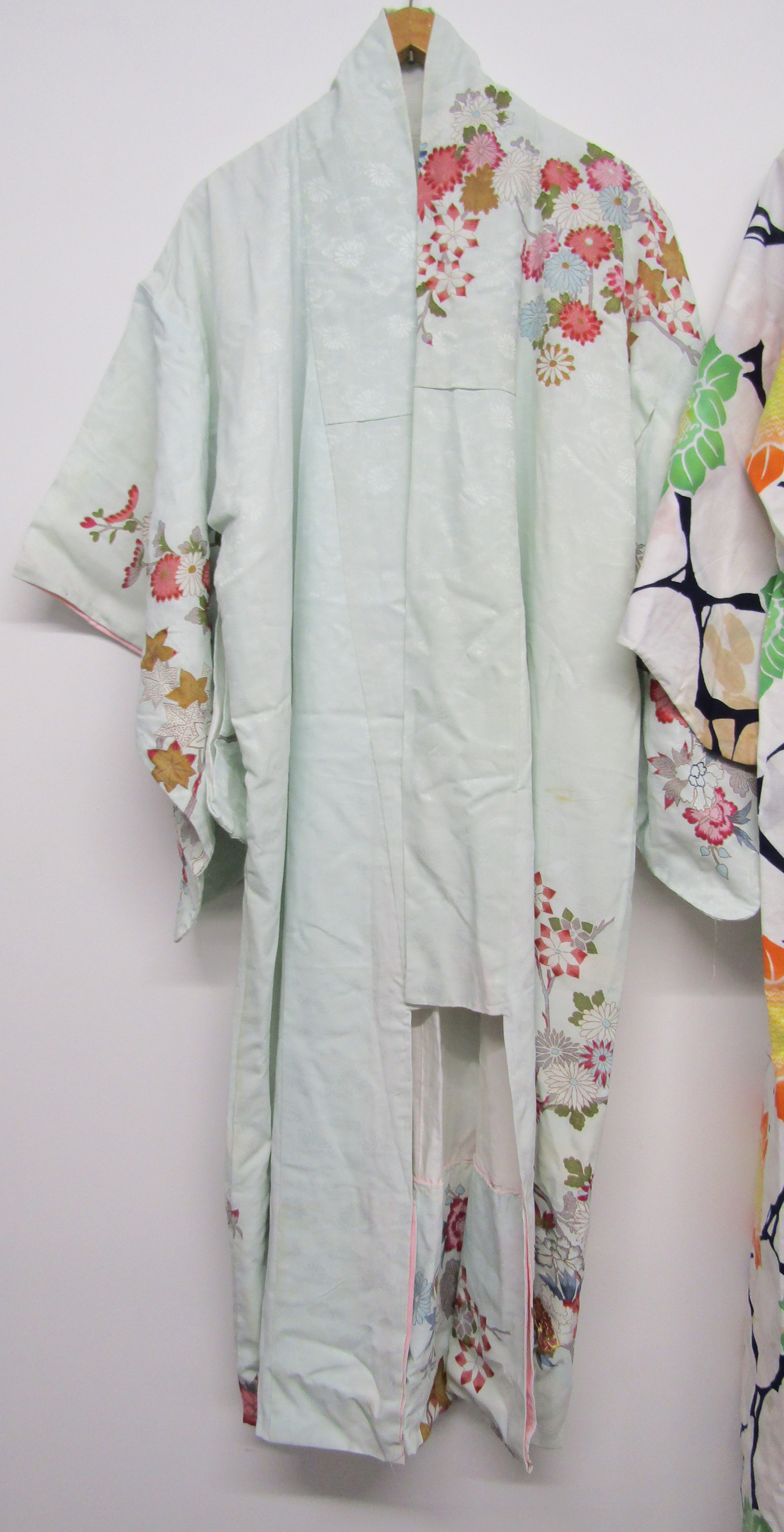 2 Kimonos with wide belt and shoes, also glass cased Japanese Emperor and Empress figures - Image 2 of 5