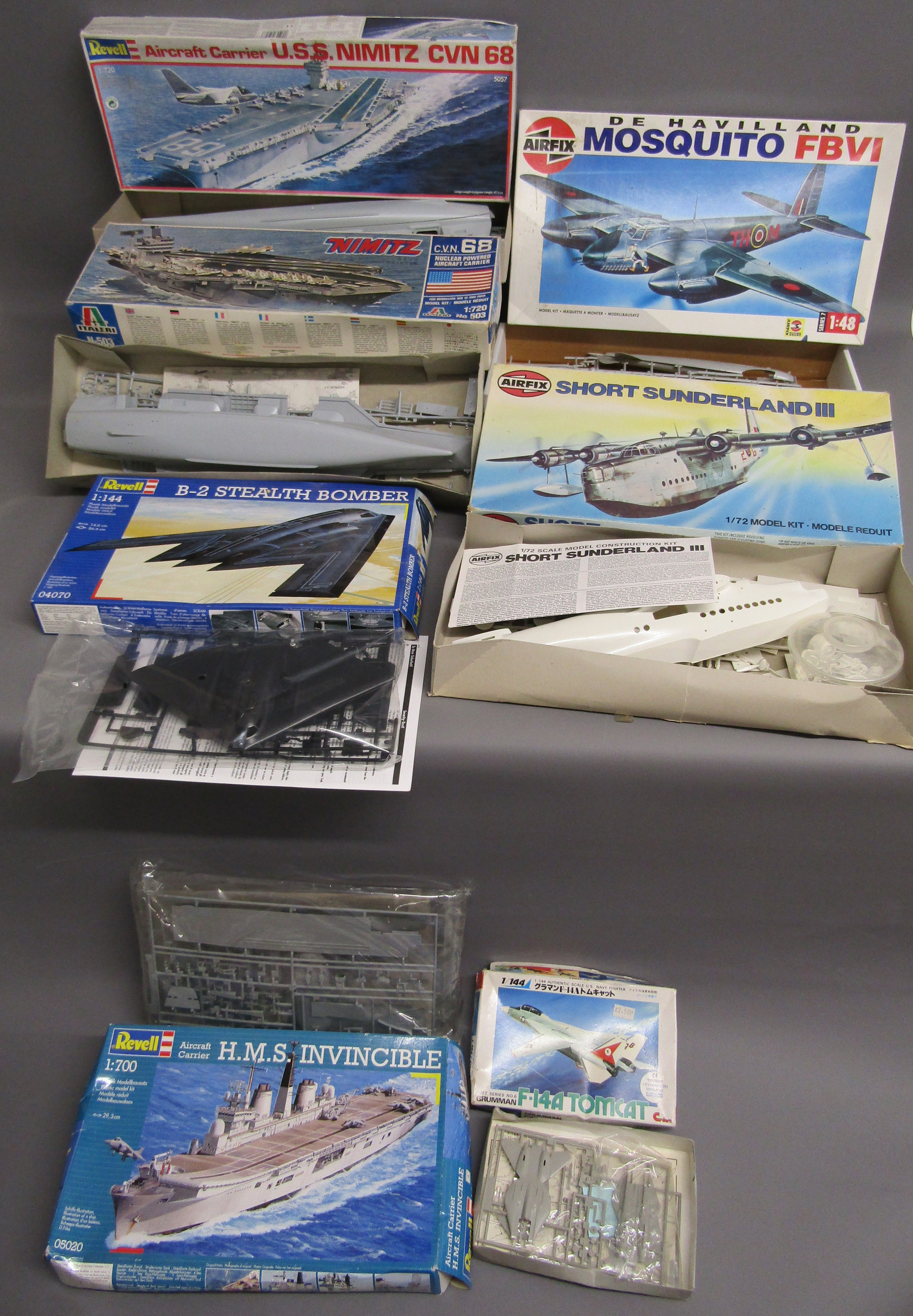Collection of kit models - Airfix De Havilland Mosquito FBVI, Airfix Short Sunderland III, Italeri - Image 2 of 8