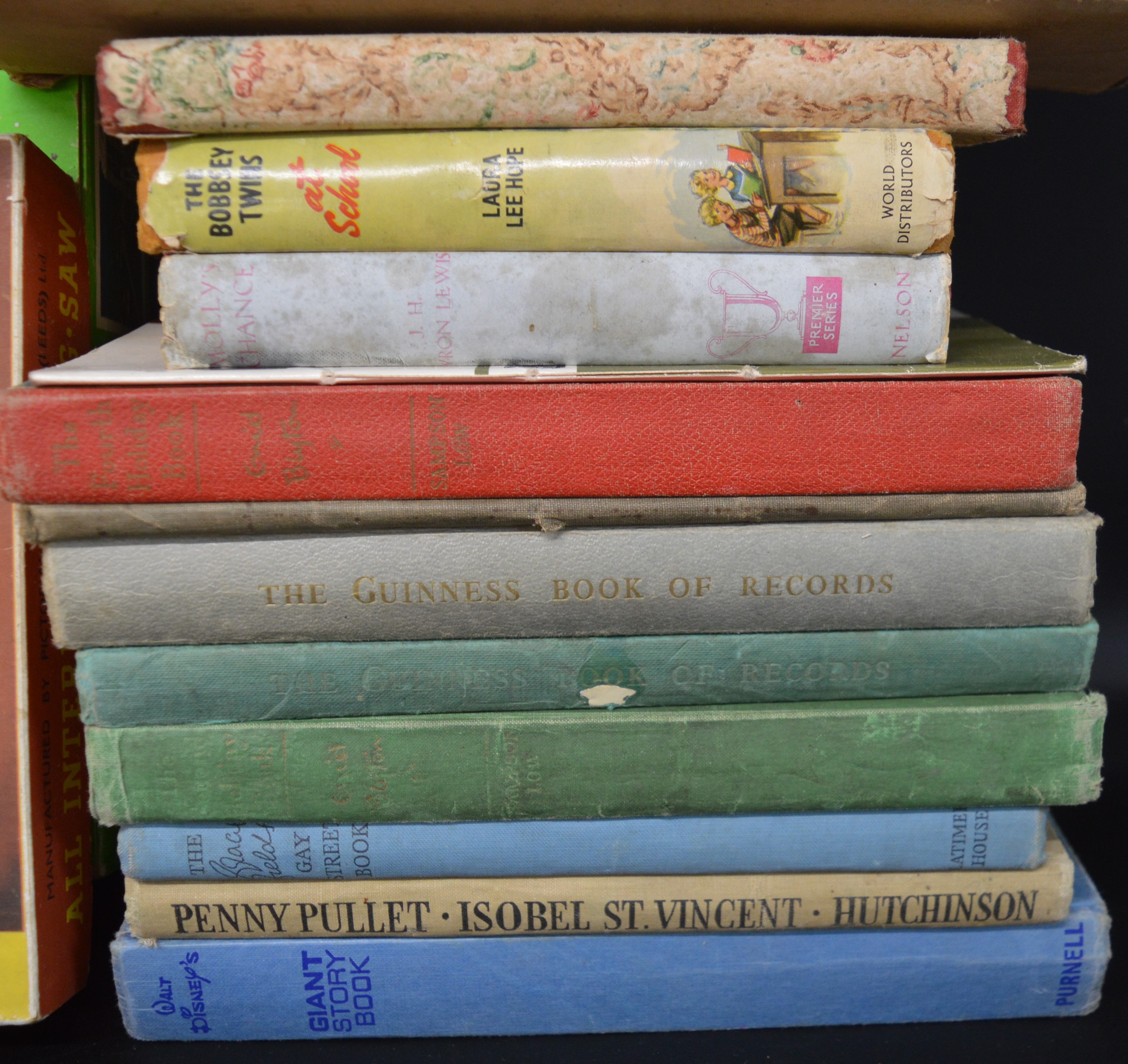 Marx Toys Streamline Speedway set, Subbuteo (appears complete), set of billiards balls, The Dandy - Image 3 of 4