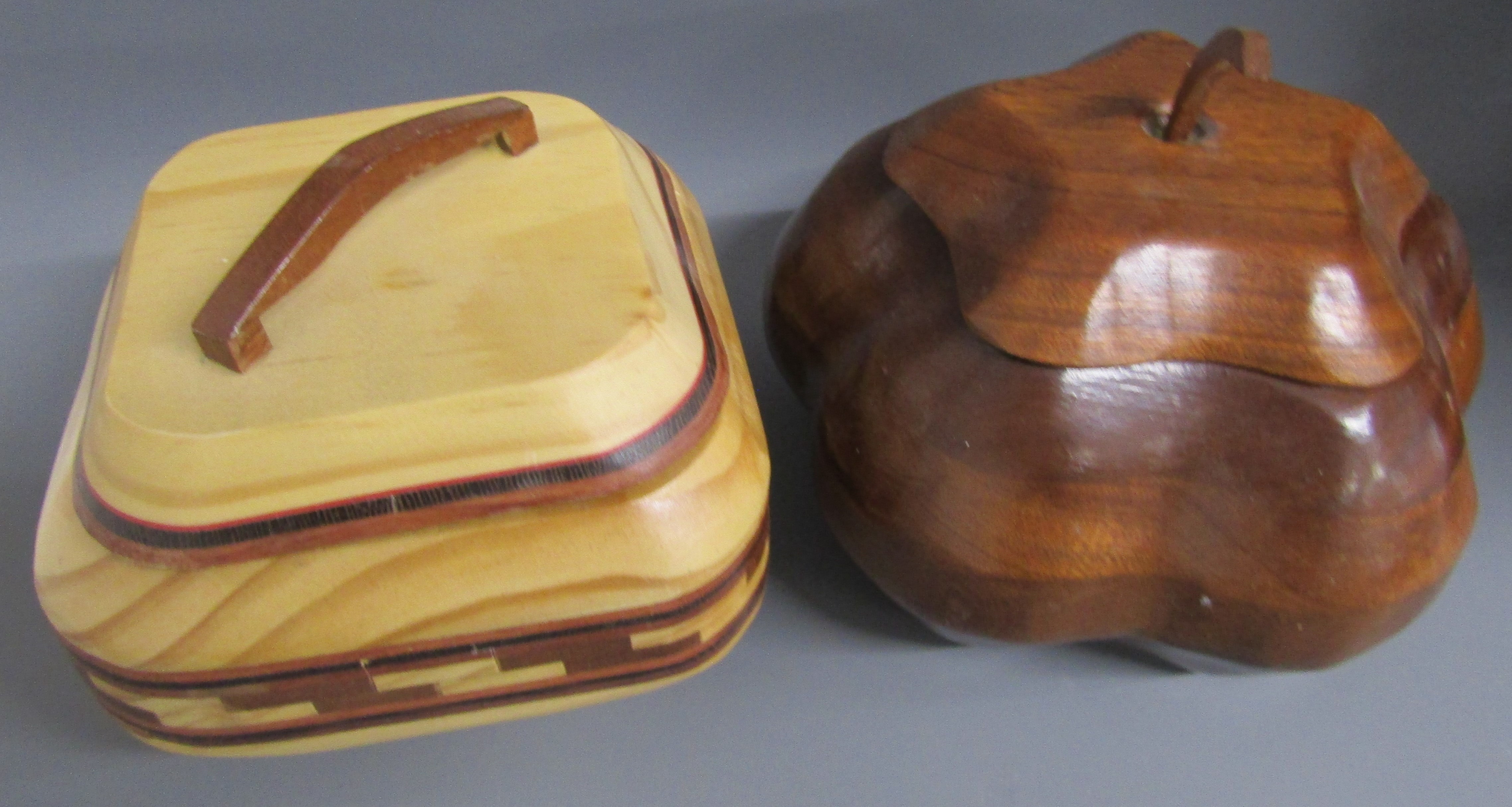 Cram's antique world globe light , lidded wooden boxes and wooden vase with lace up design - Image 2 of 6