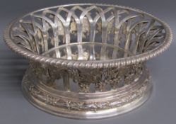 Fairpoint Brothers (John & Frank Fairpoint) London 1905 silver magnum or jeroboam wine coaster