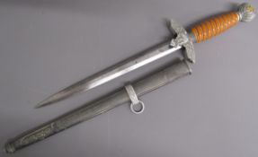 WW2 Luftwaffe 2nd pattern officers dagger marked SMF Solingen with oak leaf design to pommel, wire
