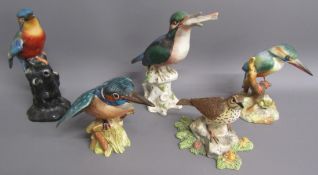 4 Kingfisher ornaments includes Beswick 2371, Royal Crown Derby, Capodimonte also Border Fine Arts