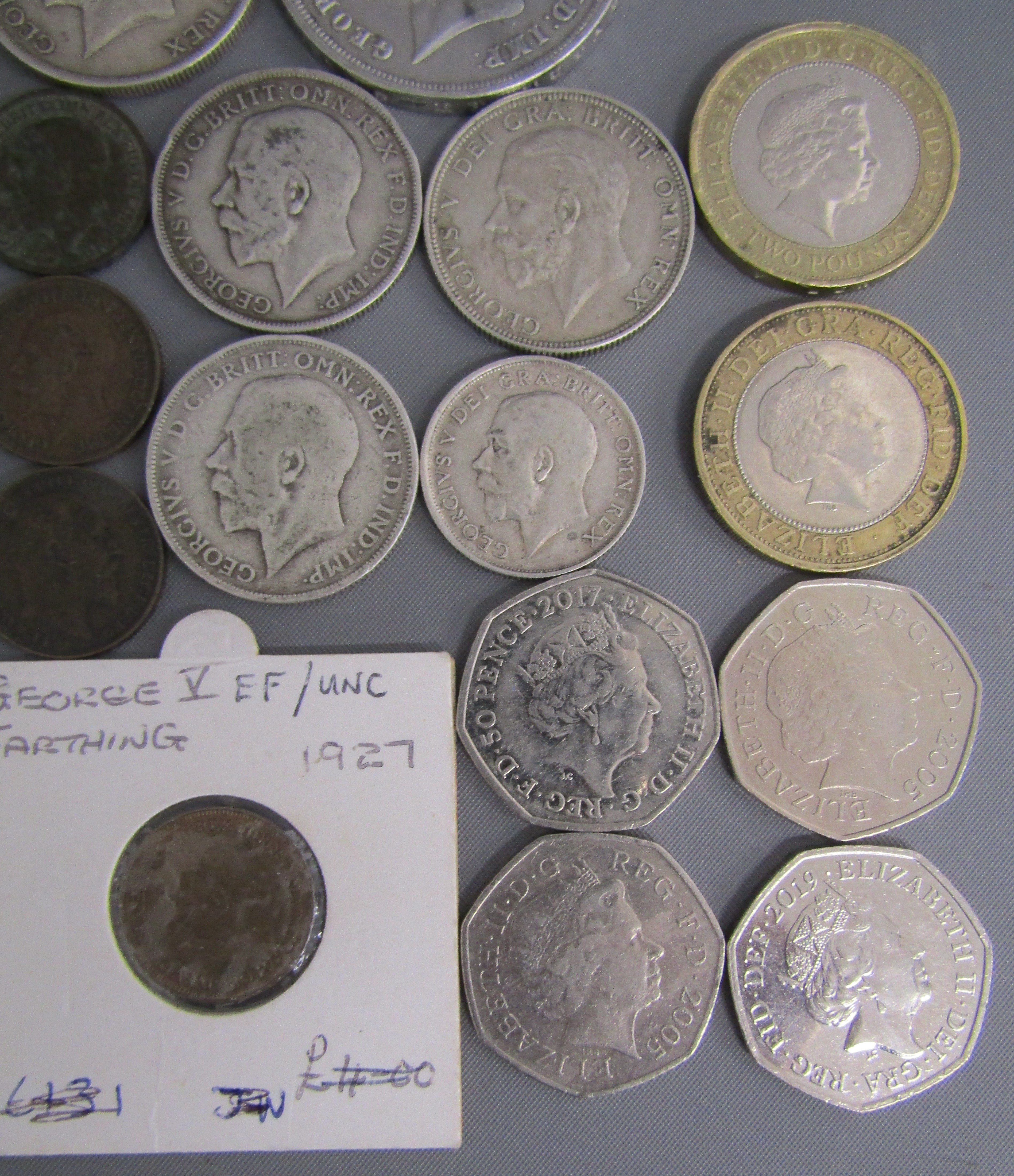 Collection of coins includes 7 Victoria bun head farthings 1860, 75, 78, 80, 84, veiled head - Image 3 of 8
