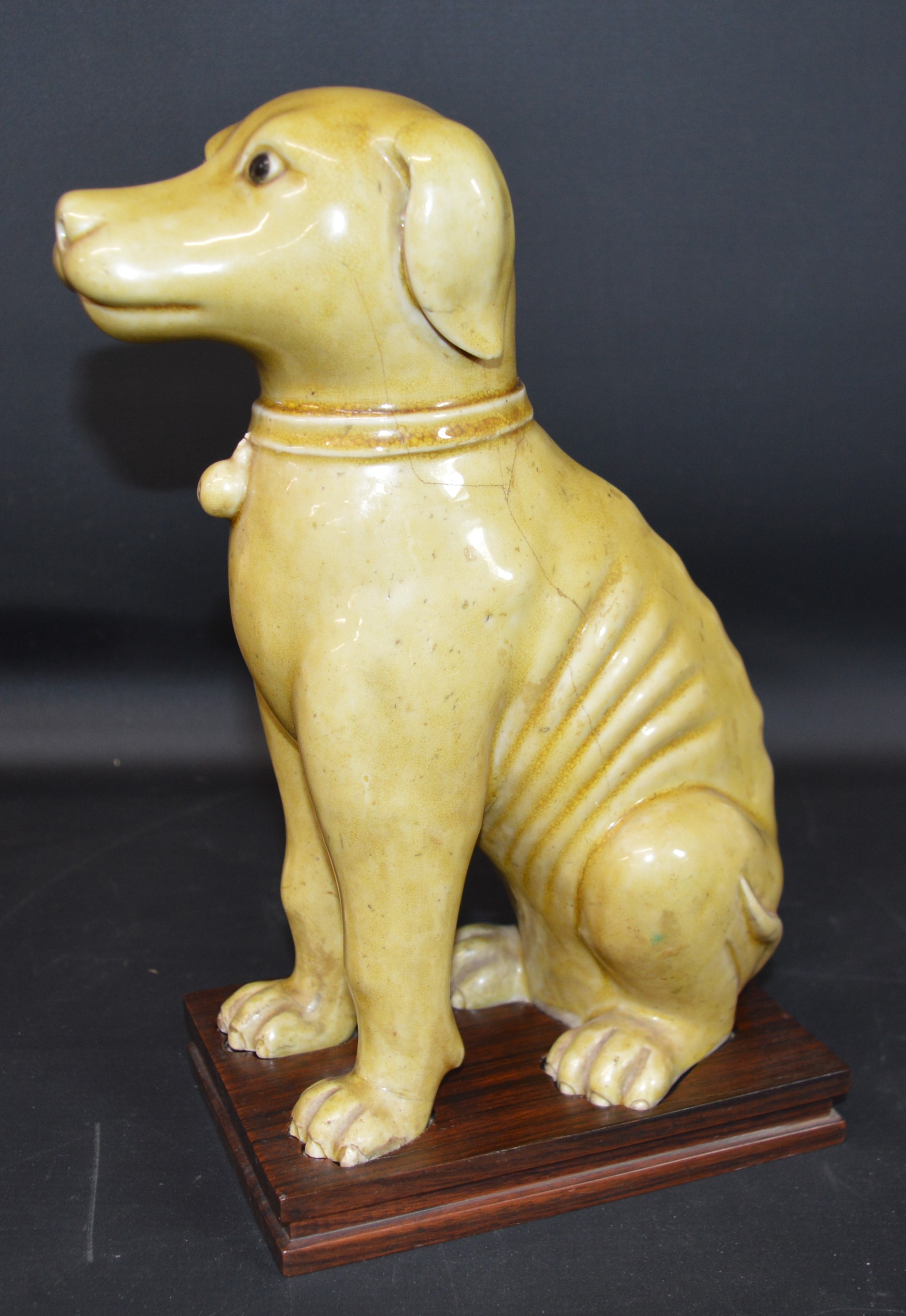 Chinese seated dog on later rosewood stand 27.5cm - Image 2 of 6
