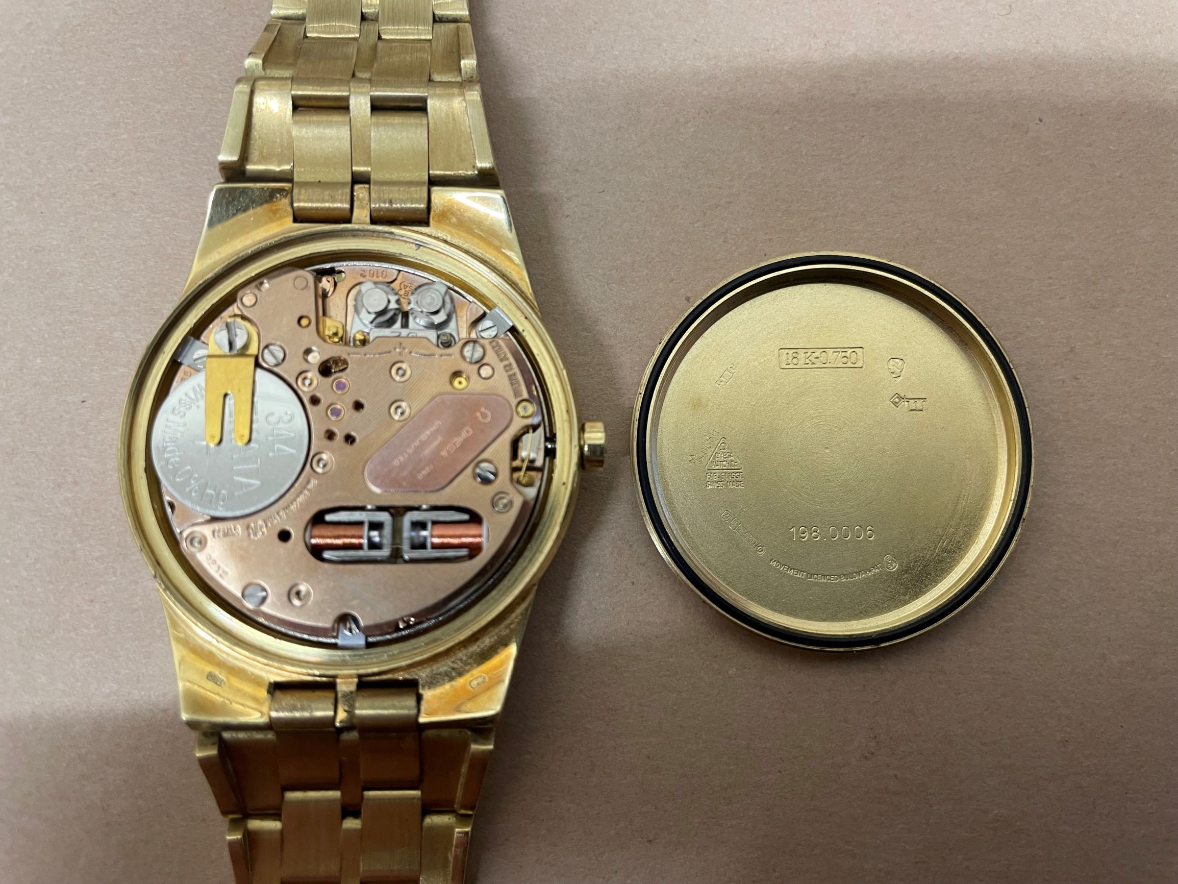 Gents 18ct gold Omega Constellation Electronic wristwatch with box & papers. Serial number - Image 7 of 8