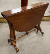 Victorian mahogany Sutherland table with scalloped edges
