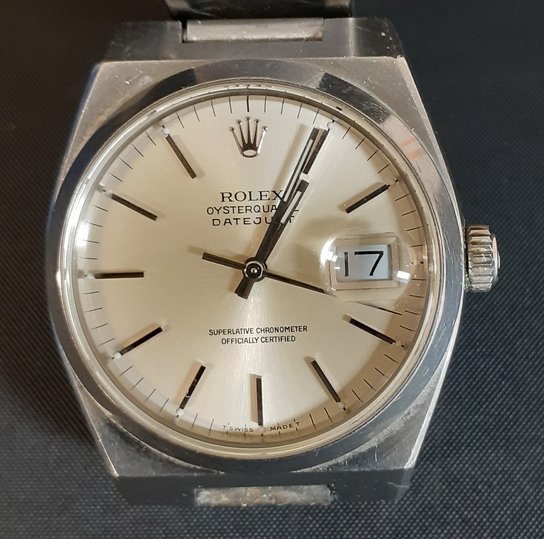 Gents stainless steel Rolex Oysterquartz, DateJust Chronometer watch, ref 17000, R249359, bracelet