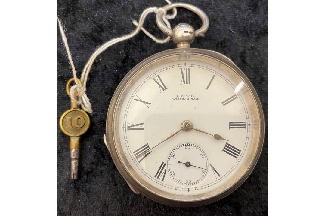 Silver case key wind Waltham pocket watch - Image 1 of 2