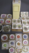 Collector's plates - Royal Albert 'The Queen Mother's Favourite Flowers' - Royal Worcester Tuesday &