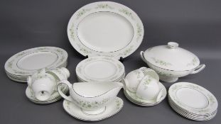 Wedgwood Westbury R4410 pattern 34 piece half tea/dinner set, including 6 dinner plates, 6 tea