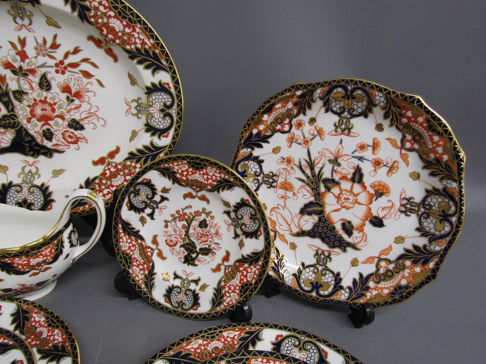 Royal Crown Derby 'Derby Japan' A1336 - 6 x 22cm plate - 6 x 16cm plates - gravy dish and plate - - Image 4 of 6
