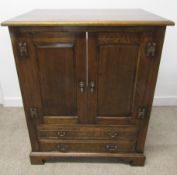 Oak tv cabinet W 81cm Ht 99cm D 55cm