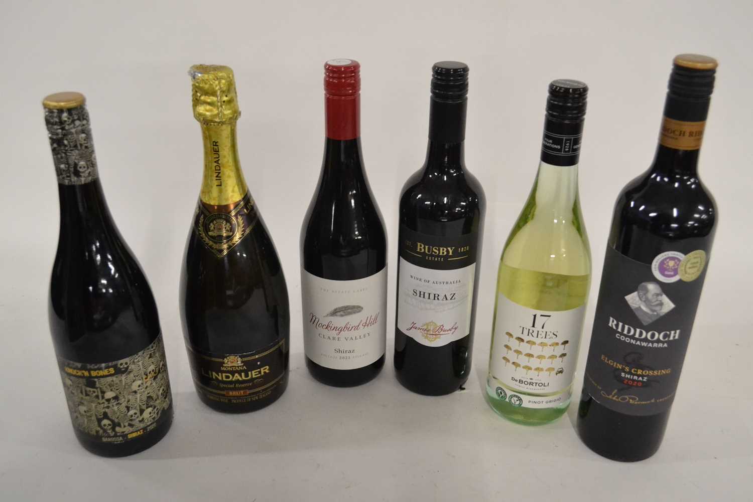 Mixed Australian Red and White Wine, Lindauer Special Reserve Brut Sparkling, 6 bottles