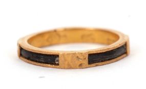 A '916' gold ring, the rustic ring with dark inner core (possibly a reed or wood), stamped 916, size