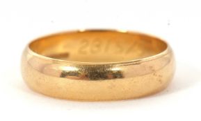 An 18ct wedding band, hallmarked Birmingham 1989, size M, 4.2g