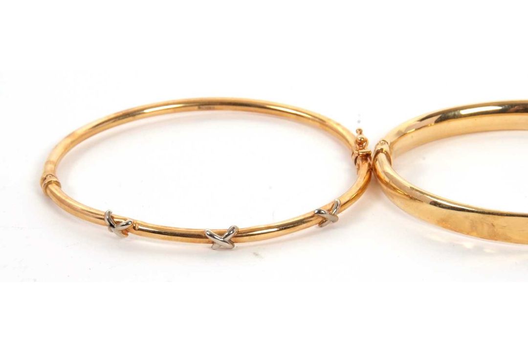 Two 9ct bangles and another: to include a 9ct hinged bangle stamped 375 with Sheffield assay mark, - Image 4 of 4