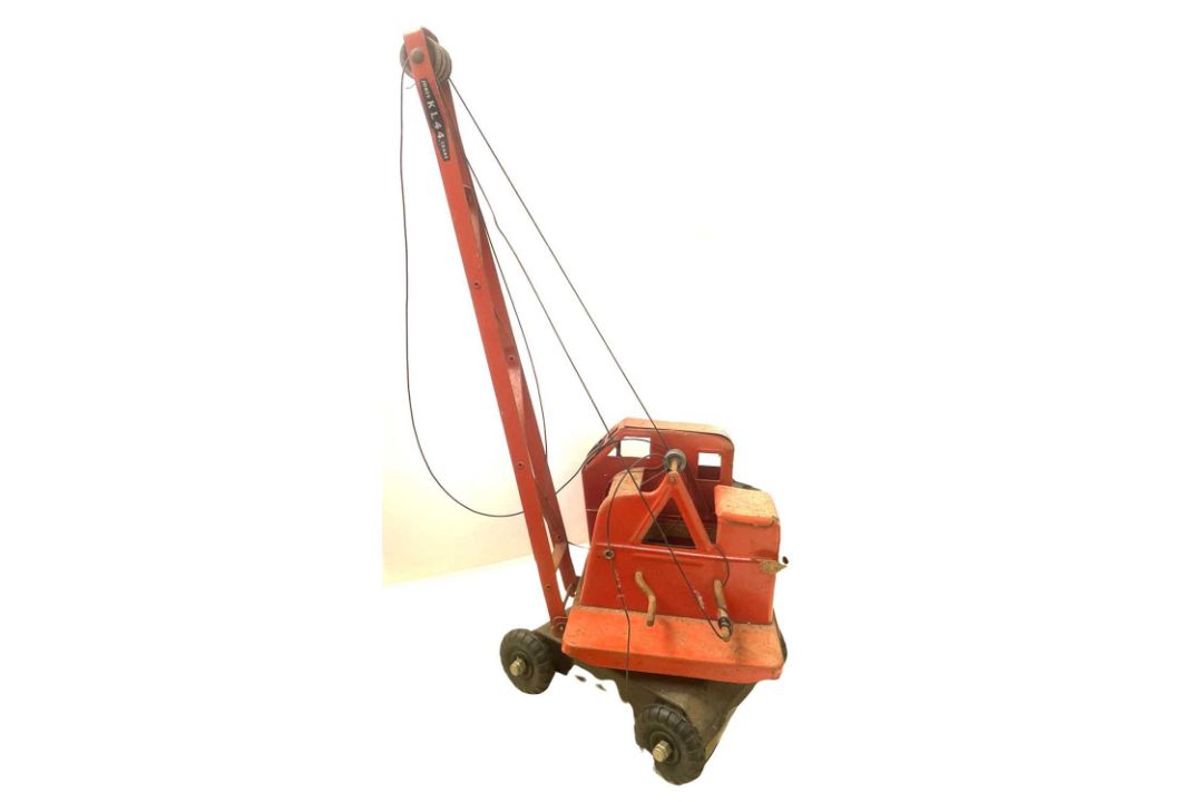 A Triang KL 44 Jones Crane (lacking bucket)
